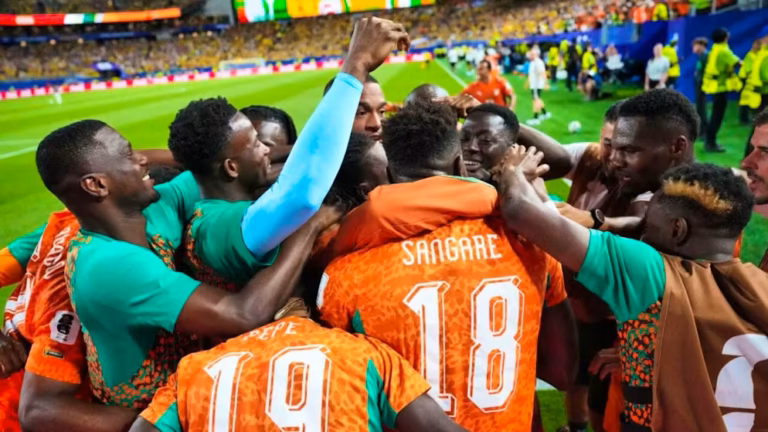 Ivory Coast celebrates opening win after Amad Diallo's strike