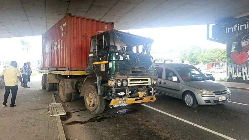 Police are investigating a multi-vehicle crash on Accra's Ring Road Central after a truck collided with several vehicles, injuring multiple people and disrupting traffic.