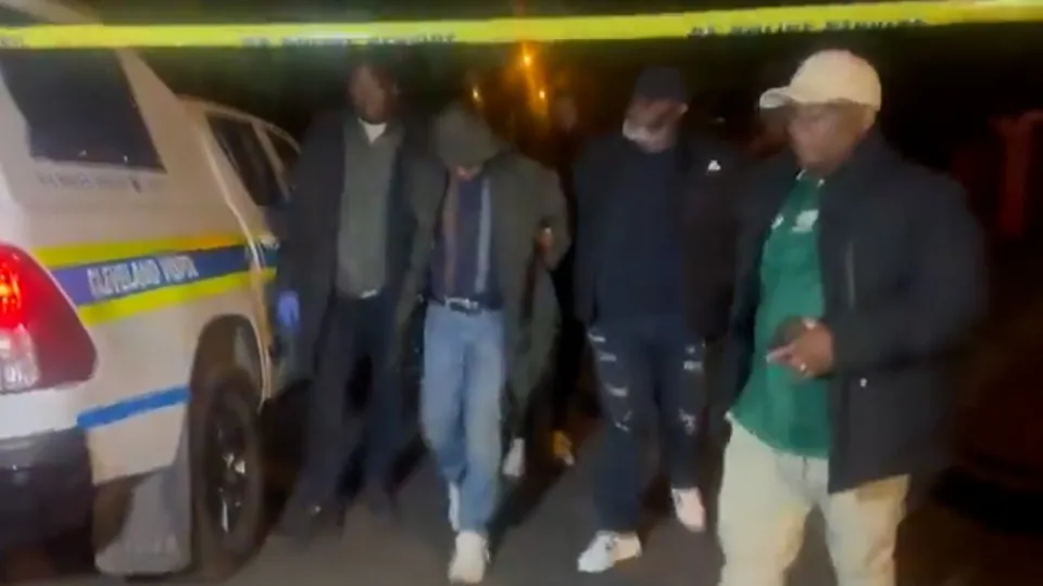 ndodana mkhanyisi tshuma interpol