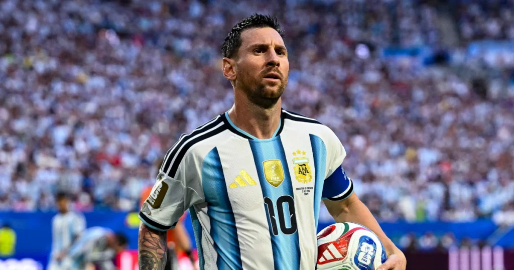 Lionel Messi playing for Argentina at the 2026 World Cup