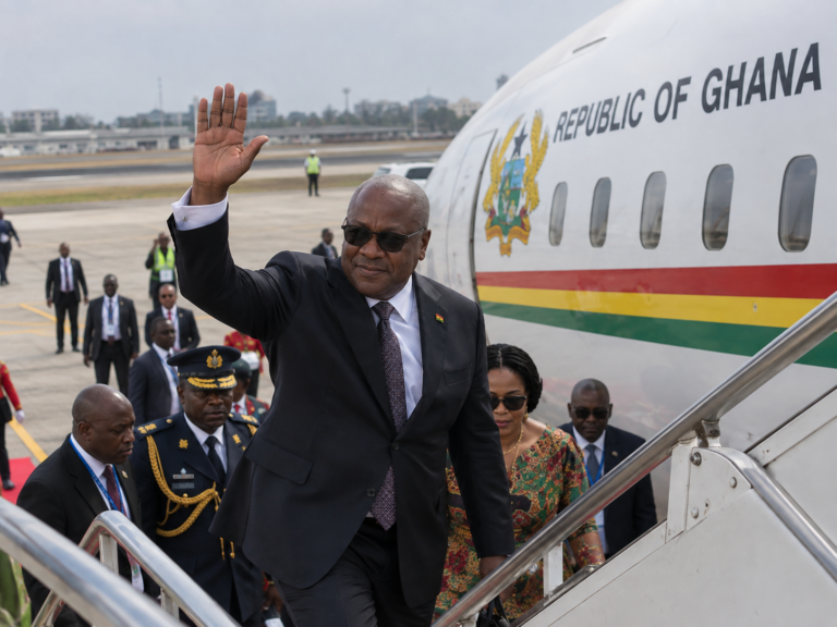 Ghanaian Delegation Boards Government Aircraft