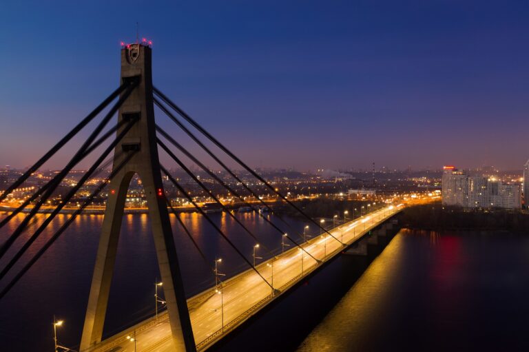 Pivnichnyi (Northern) Bridge