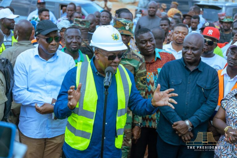 President Mahama Ahafo Tour: BNI Office Commissioned Nukunya